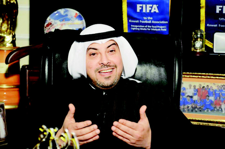 الأولمبية الكويتية تدعو الحكومة للحوار لإنهاء أزمة الإيقاف الرياضي